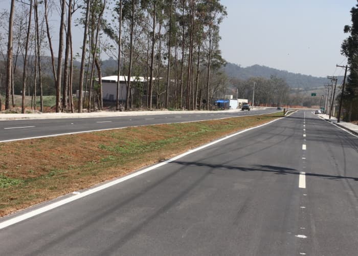 Prefeitura busca liberação de obras de acesso ao polo automotivo