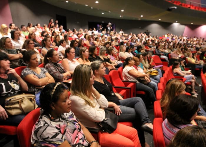 Educação lança projeto pioneiro para novos professores