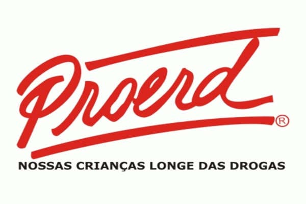 Alunos recebem Certificado do Proerd