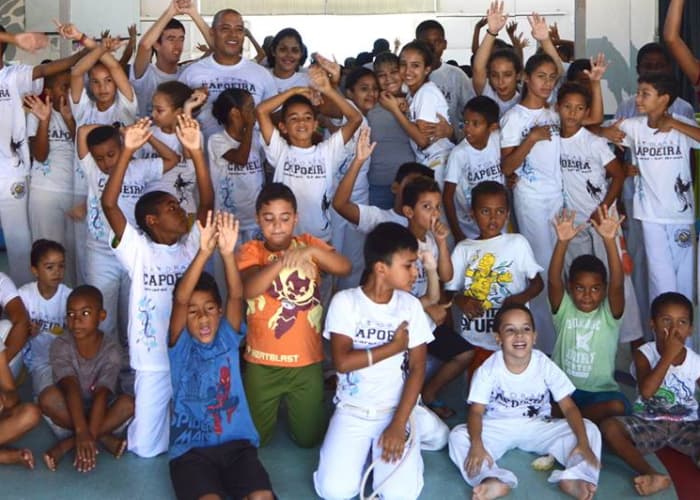 Espetáculo ‘Mosaico em Festa’ revela talentos de 200 alunos de ONG