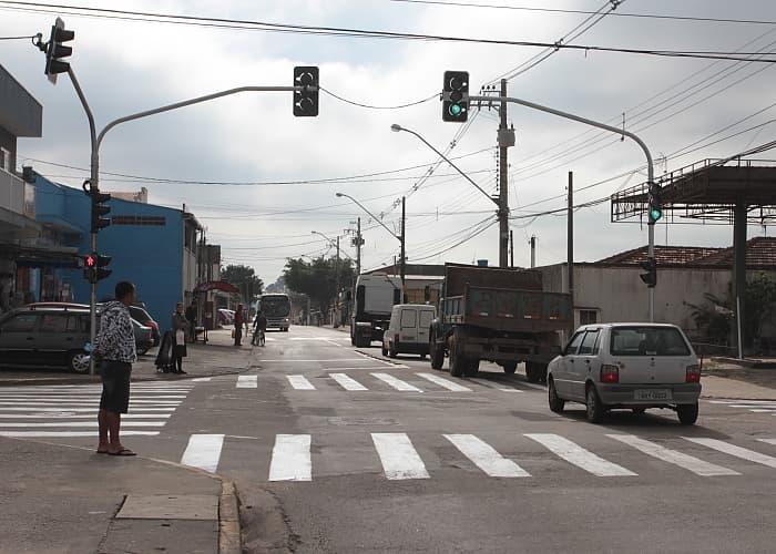 Semáforos na avenida São Jorge já estão funcionando