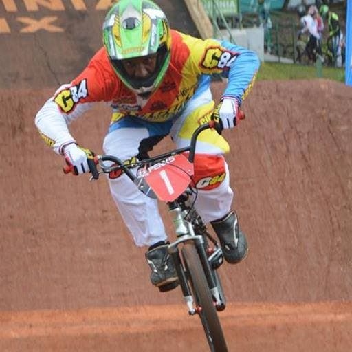 Jacareí Bicicross conquista pódio em Indaiatuba