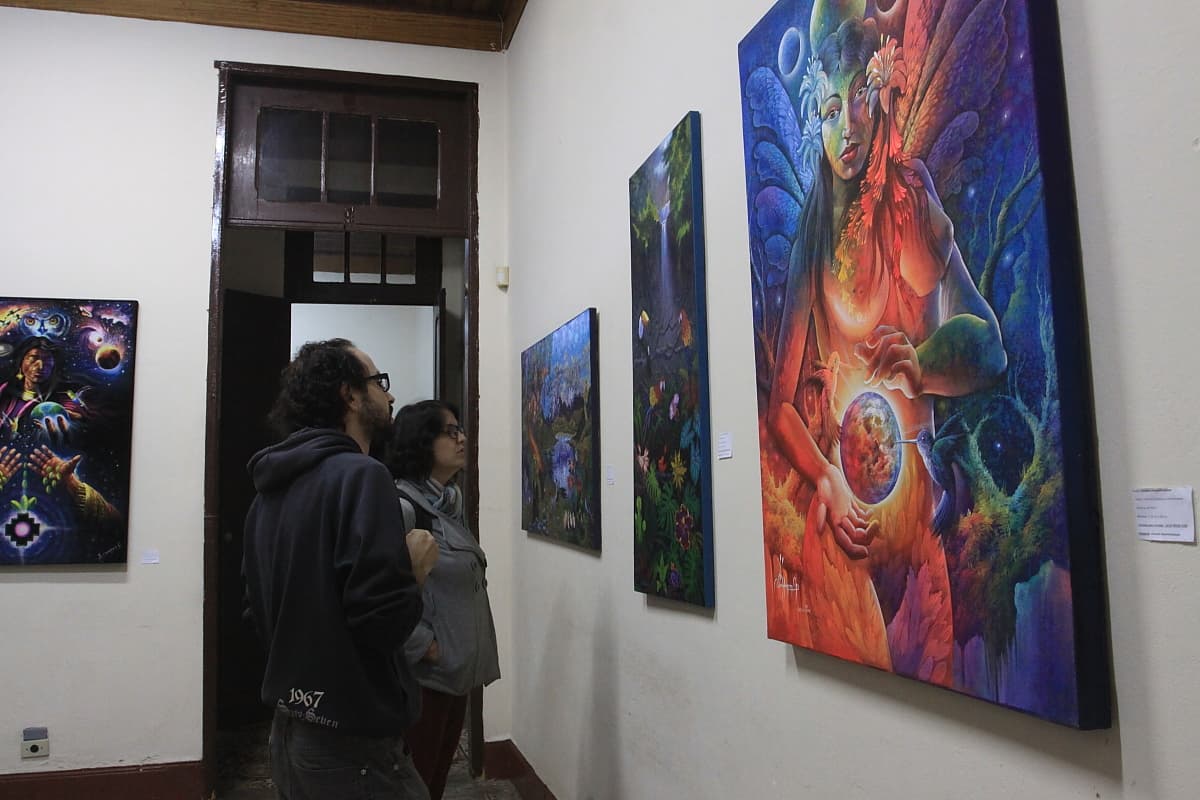 “Ecos de La Tierra” une esoterismo e arte em exposição