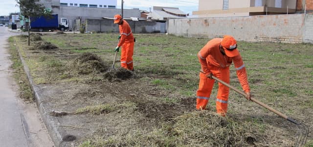 Dez locais recebem serviços de capina nesta semana