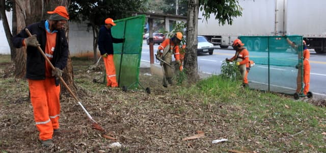 Mais 20 locais recebem serviços de capina durante o mês de agosto