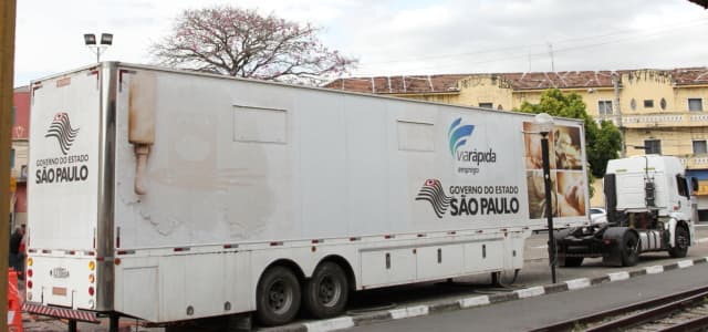 Jacareí recebe pela primeira vez a carreta do Programa Via Rápida