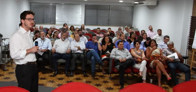 Governo apresenta Plano Plurianual (2018-2021) para vereadores e representantes sociais