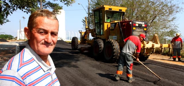 Prefeitura realiza asfaltamento no bairro Bela Vista