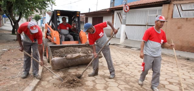 Prefeitura anuncia obras de drenagem e reforma de prédio público