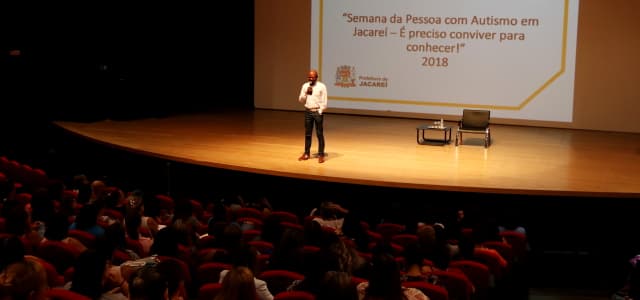 I Semana da Pessoa com Autismo reúne público de 350 pessoas