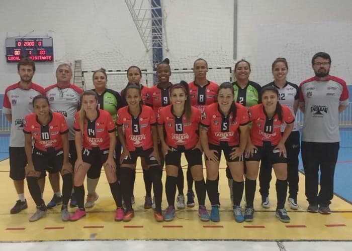 Futsal feminino goleia Ilhabela na Copa Paulista
