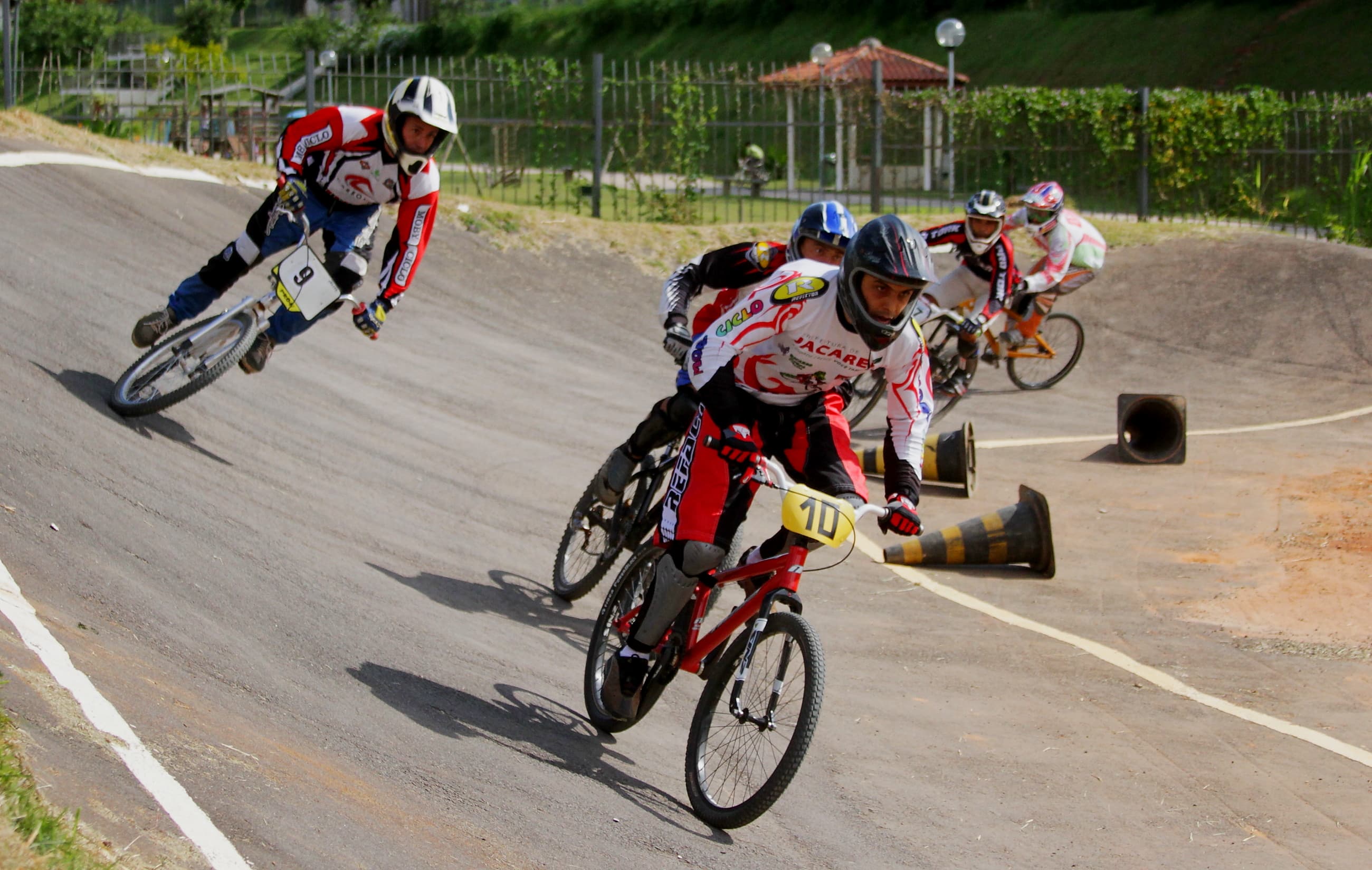Jacareí Bicicross disputa Campeonato Paulista no domingo (29)