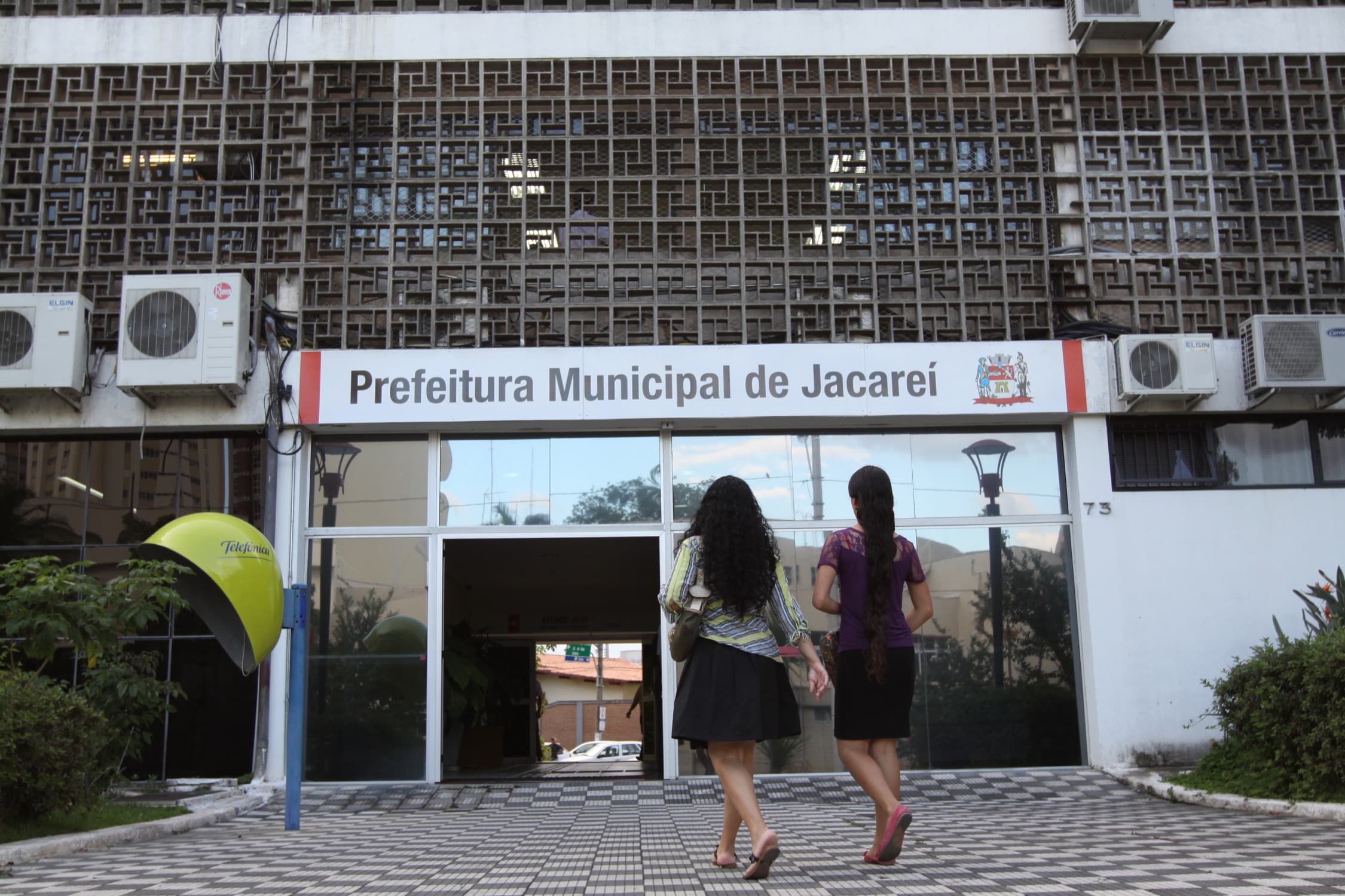 Confira o que abre e fecha no feriado de Corpus Christi