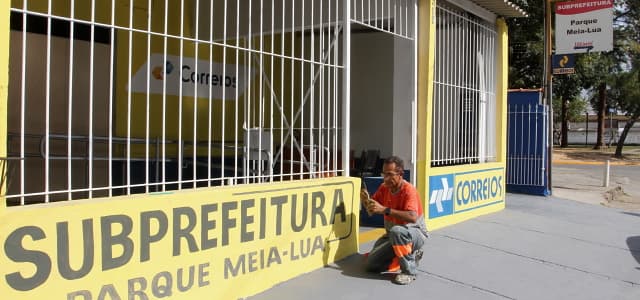 Parque Meia-Lua ganha Subprefeitura reformada
