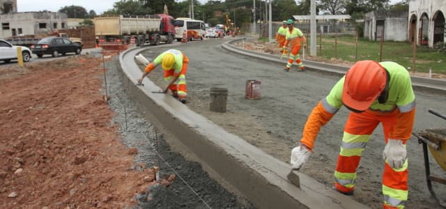 Ministro dos Transportes realiza vistoria nas obras do KM 162 da Via Dutra em Jacareí