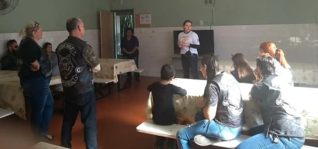 Casa de Passagem recebe doações em Ação Social