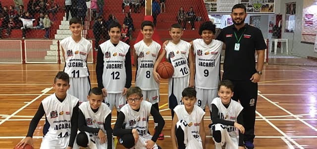 Basquete sub-12 de Jacareí é campeão sul-americano da Série Prata