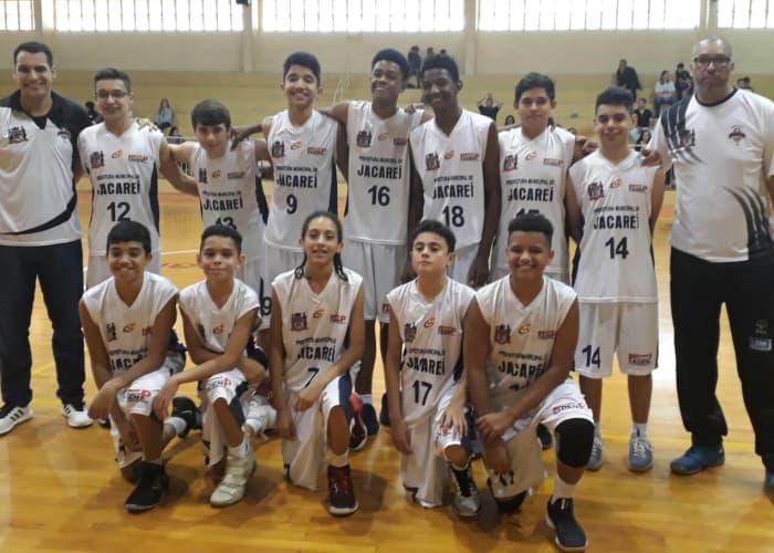 Basquete sub-13 vence em casa o Internacional de Santos