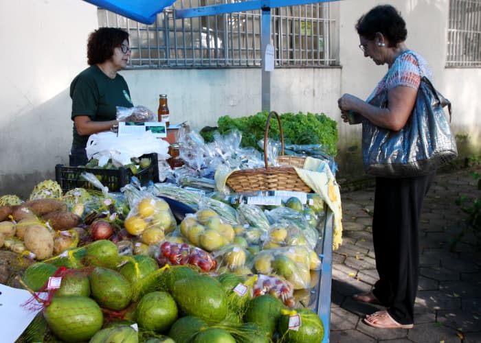 Prefeitura de Jacareí passa a promover Feira do Produtor Rural todos os sábados, na Praça Raul Chaves