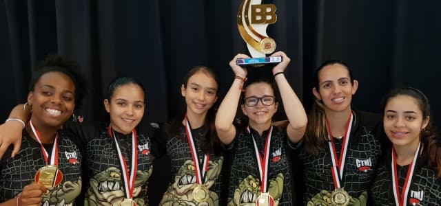 Jogos Abertos: Tênis de mesa é ouro no feminino por equipe e duplas