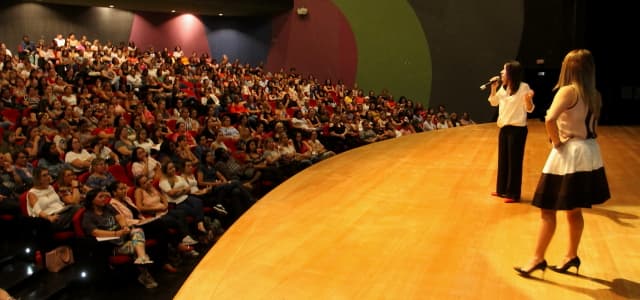 Educação recepciona professores no EducaMais Jacareí