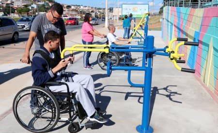 Jacareí ganha primeira academia ao ar livre adaptada para deficientes físicos