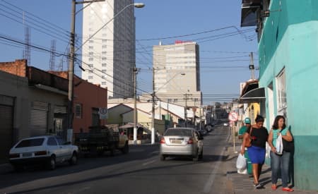 Obra de drenagem na Rua Tiradentes inicia nesta terça-feira (30)