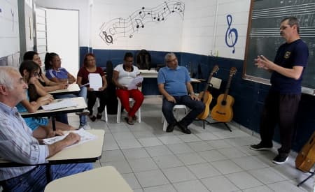 Tocando Futuro 15 anos: Alunos fazem apresentação especial amanhã