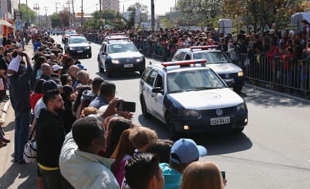 Prefeitura entrega viaturas no Desfile de 7 de Setembro