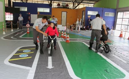 Projeto SP Mirim realização ação educativa de trânsito no Jardim Paraíso