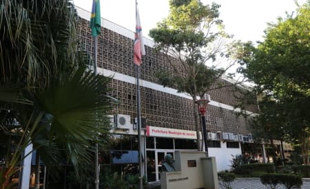 Prefeitura suspende prova de concurso público