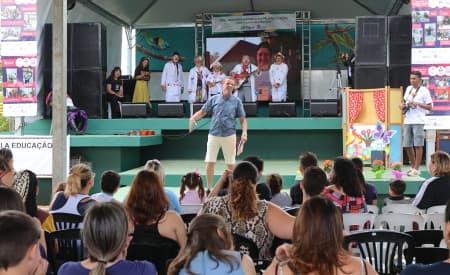 Literatura em Jacareí! 4ª FLIJ online começa na segunda (6) e contará com entrega de 24 mil livros