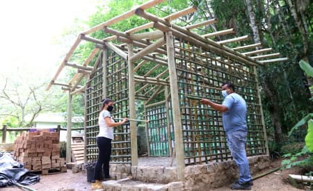 Meio Ambiente e Fatec desenvolvem projeto de Bioconstrução em Jacareí