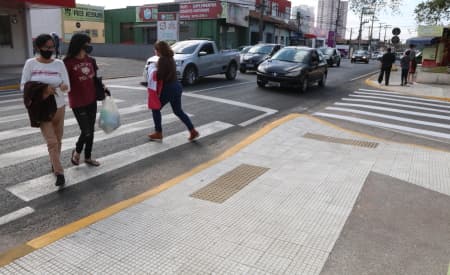 Praça do Largo do Riachuelo recebe melhorias focadas na acessibilidade e segurança