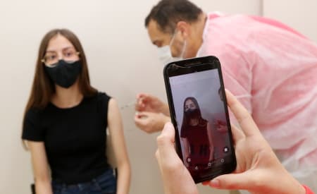 Jacareí aplica segunda dose e dose de reforço em todas as unidades de saúde na quarta (20)