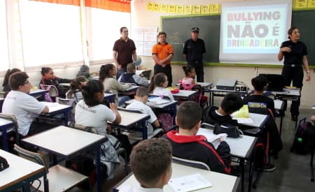 Projeto ‘Semeadores da Paz’ está de volta e orienta alunos sobre como agir em caso de emergência