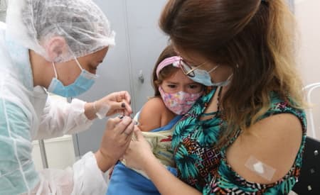 Jacareí aplica mais de 3.800 vacinas em ‘Dia D de Multivacinação’