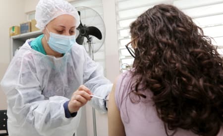 Nova chance! Jacareí retoma aplicação da primeira dose para população acima de 12 anos, na sexta-feira (29)