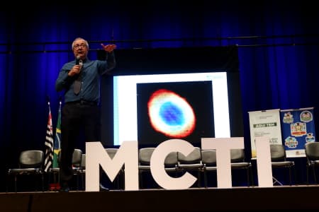 Ciência! Alunos da rede de ensino de Jacareí recebem medalhas na Olimpíada Brasileira de Astronomia e Astronáutica