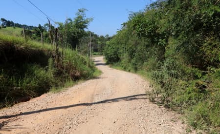 Prefeitura de Jacareí assina convênio para obras de manutenção em estradas rurais