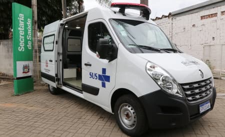 Jacareí recebe nova ambulância para atendimentos de urgência
