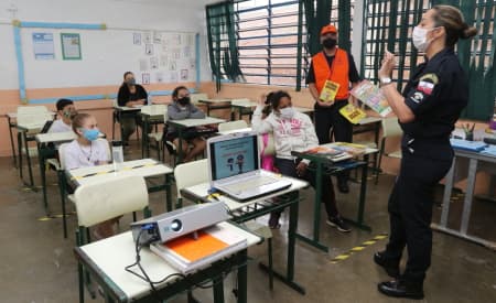 Projeto ‘Semeadores da Paz’ finaliza programação de 2022 na EMEF Claudia Maria Gaspar