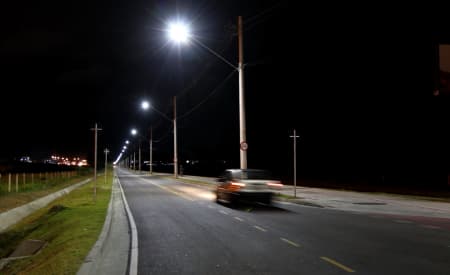 Prefeitura de Jacareí entrega praça e uma nova entrada para o Parque Meia Lua, com ciclovia, iluminação de LED e calçadas acessíveis
