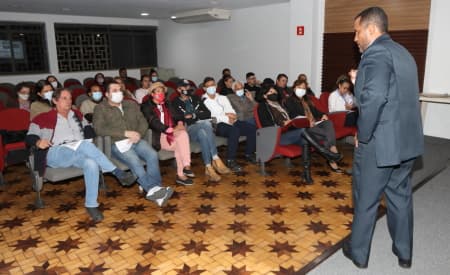 Palestra sobre empreendedorismo reúne comerciantes em Jacareí