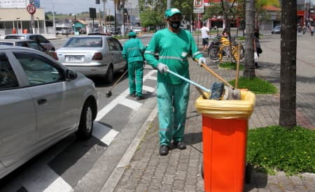 Calendário de junho! Secretaria de Meio Ambiente e Zeladoria Urbana de Jacareí realiza serviços por toda cidade