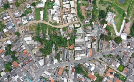Rio Comprido: Prefeitura de Jacareí envia regularização do bairro para Cartório de Registro de Imóveis
