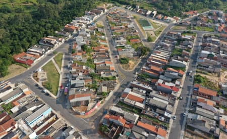 Prefeitura apresenta projeto de quadra de areia para moradores do Jardim do Marquês e do Parque dos Príncipes