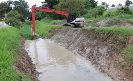 Jacareí realiza levantamento de campo para elaboração de projetos de drenagem na Região Oeste