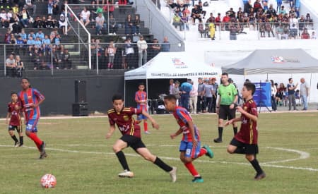 Campeonato de Futebol: Vila Garcia e Meia-Lua recebem jogos no sábado (8)
