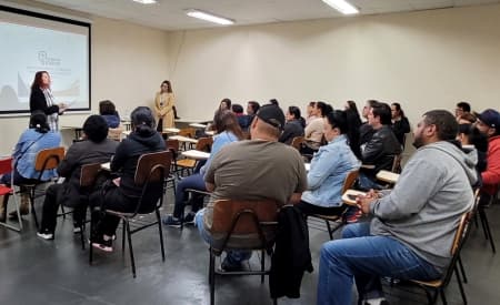 Programa ‘Trilhando o Sucesso’ inicia aulas com expositores da Feira dos Trilhos